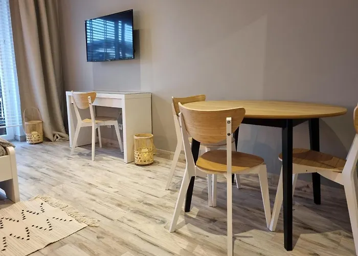 Apple - Gdanska Prywatne Miejsce Parkingowe *